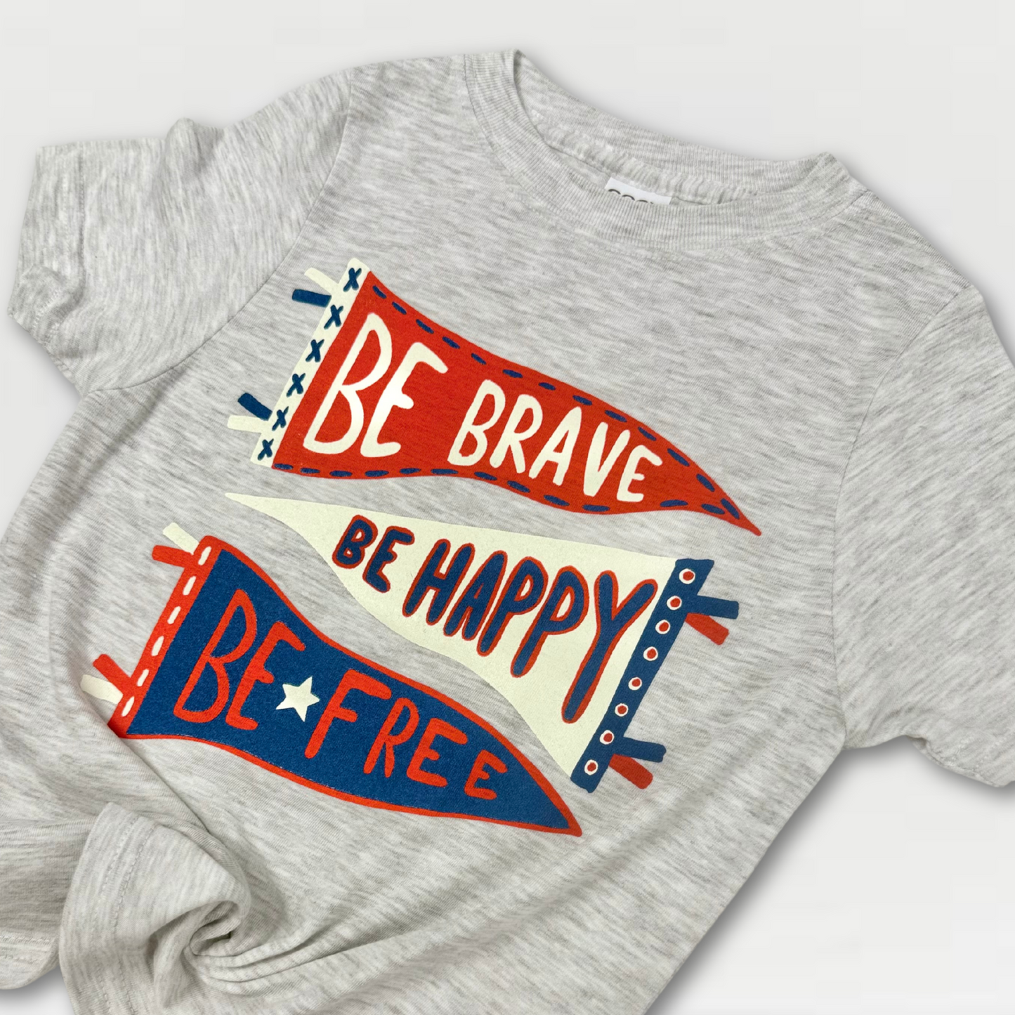 Unisex Americana Pennant Short Sleeved Tee