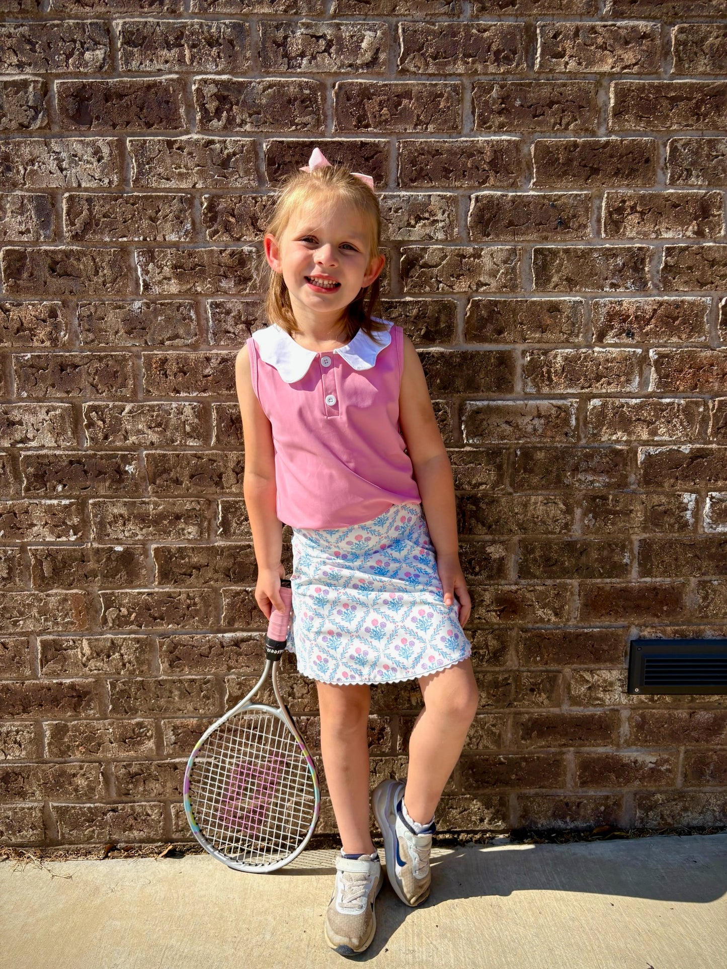 Pink Scalloped Collar Sleeveless Polo – Girls' Athletic Top