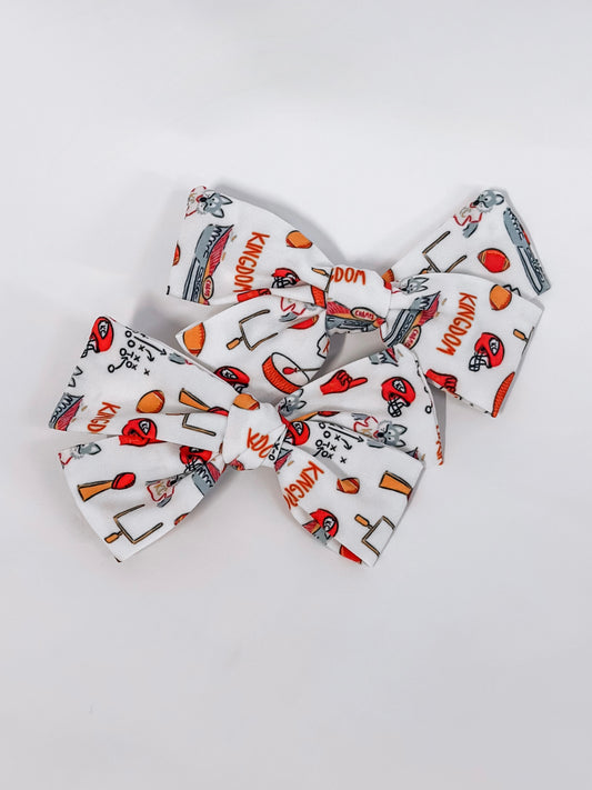 Kingdom Print Pigtail Bow Set