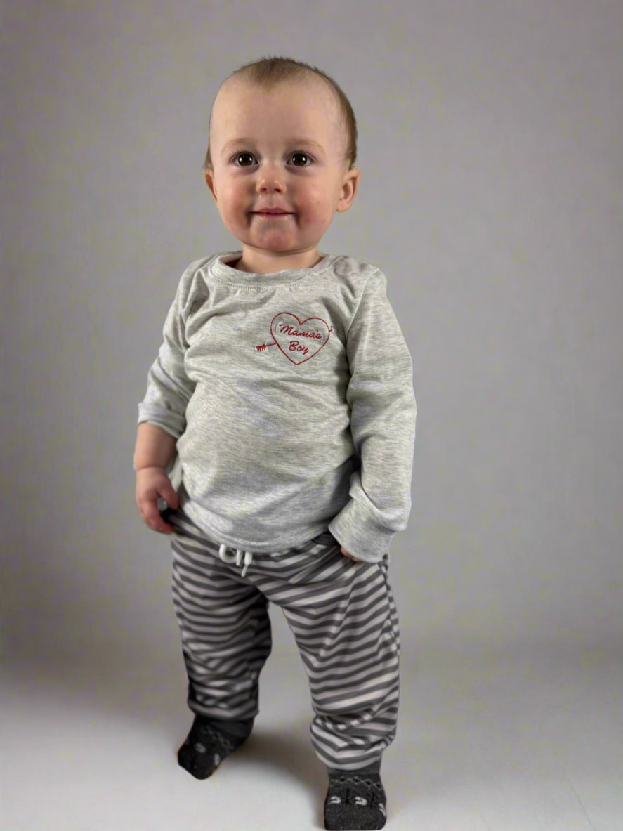 Heather Grey Long Sleeve Boys Valentine Tee – "Mama’s Boy" with Heart & Arrow Embroidery